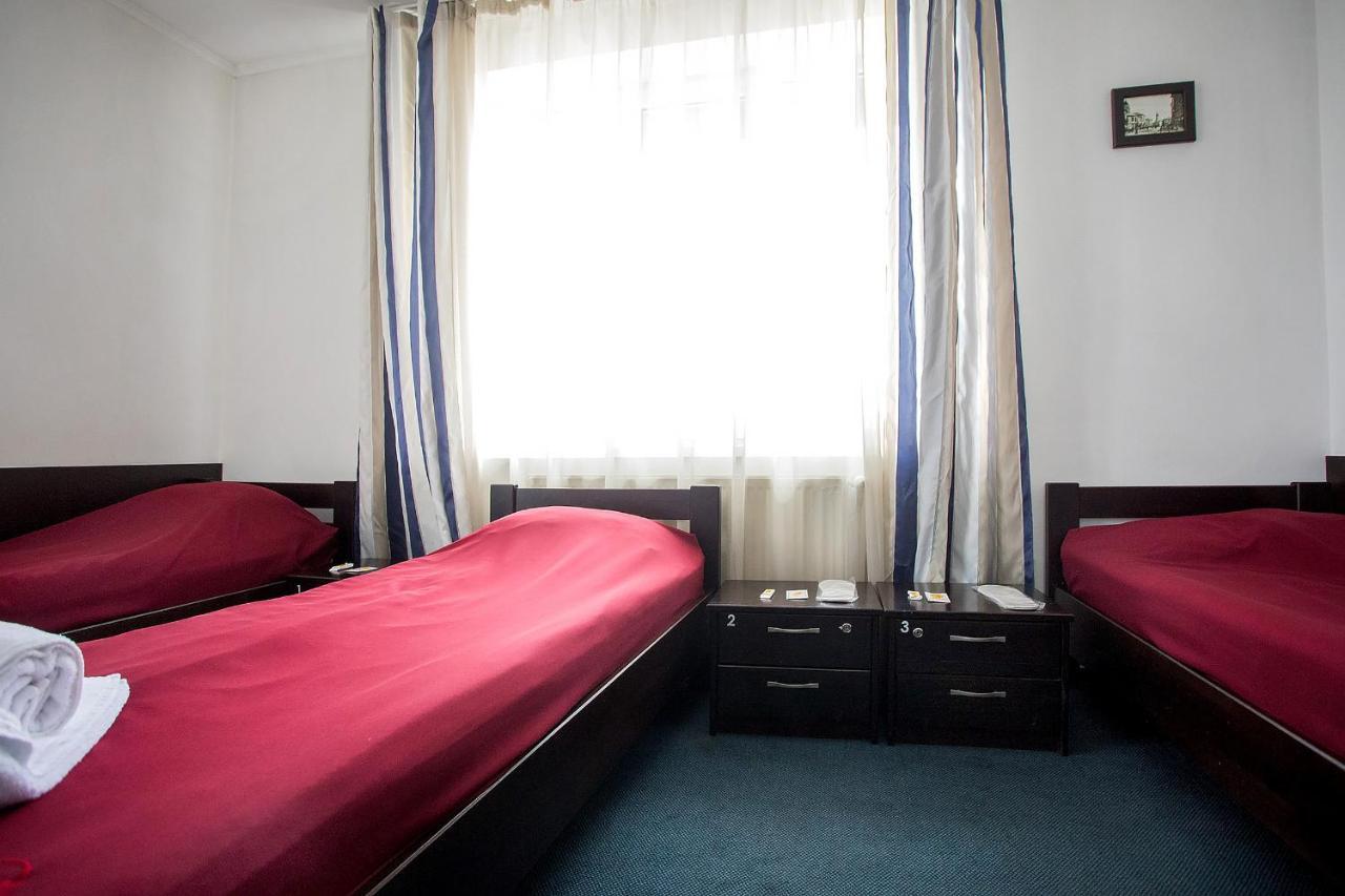 Hotel Sunlit Ivano-Frankivsk Esterno foto