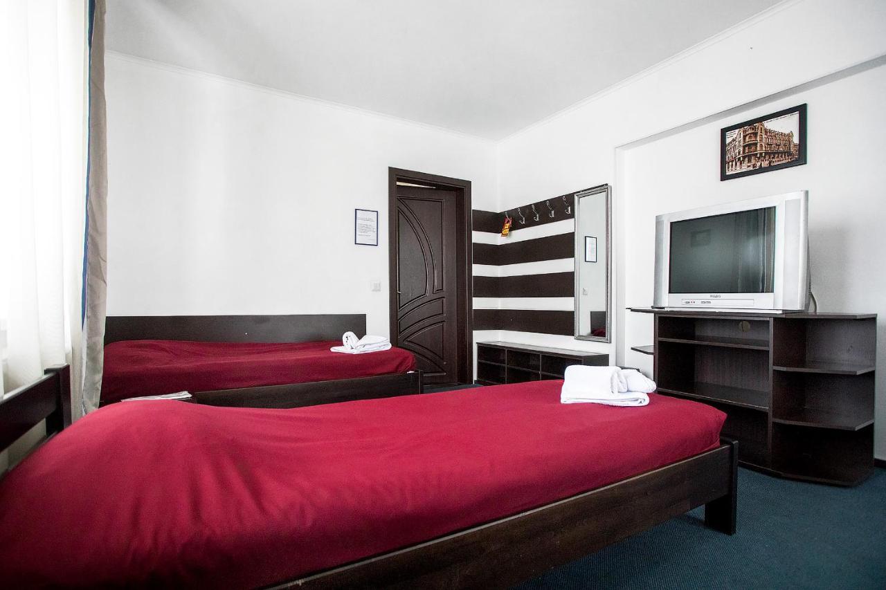 Hotel Sunlit Ivano-Frankivsk Esterno foto
