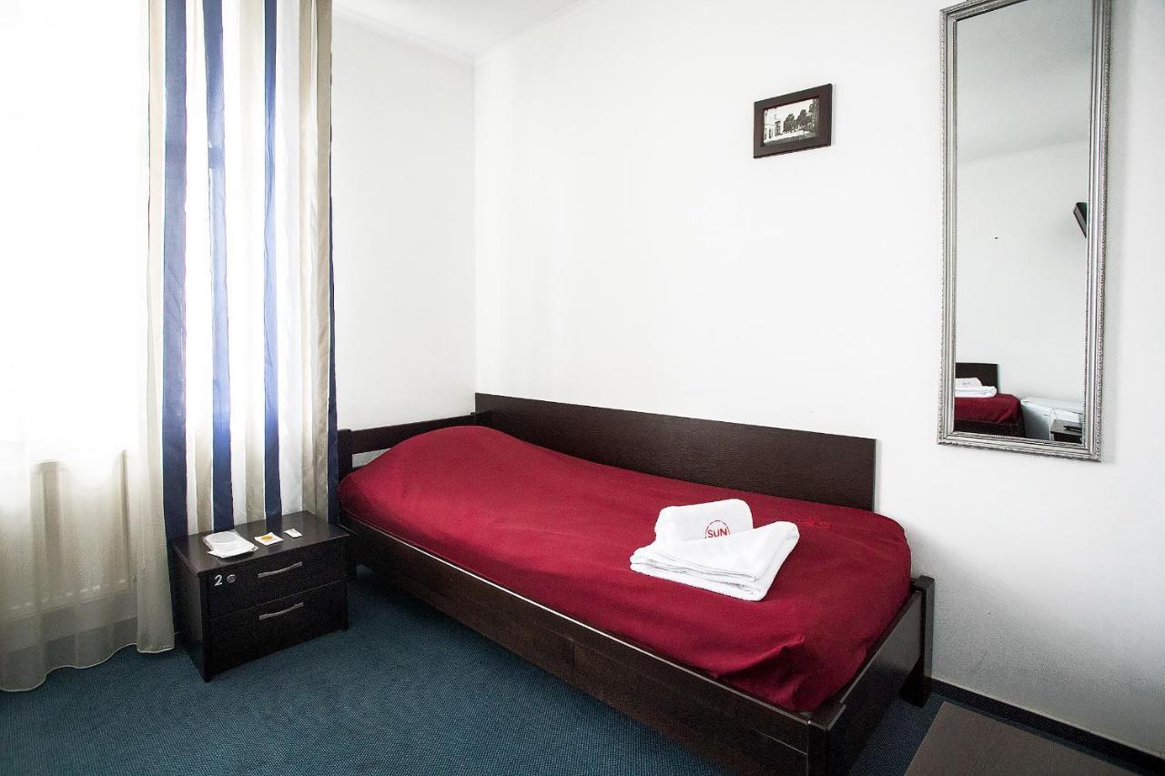 Hotel Sunlit Ivano-Frankivsk Esterno foto